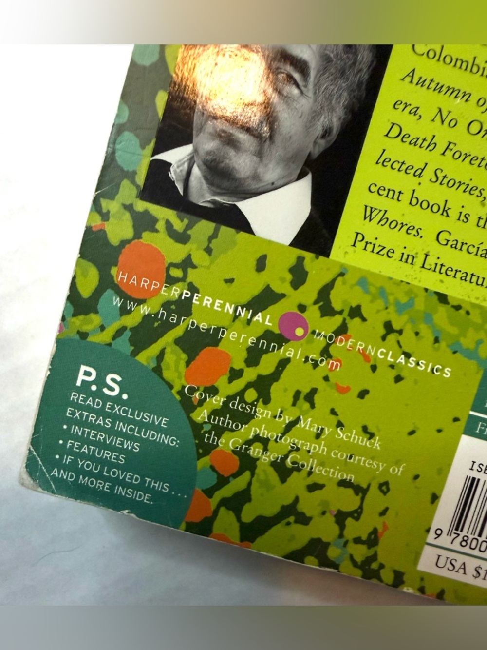 One Hundred Years of Solitude Paperback Book by Gabriel Garcia Marquez - Picture 11 of 11